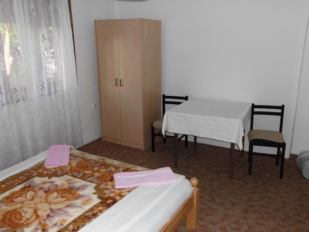 Guest House Krga Korenica Extérieur photo