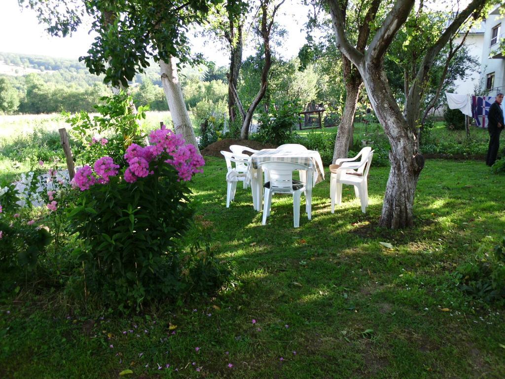 Guest House Krga Korenica Extérieur photo